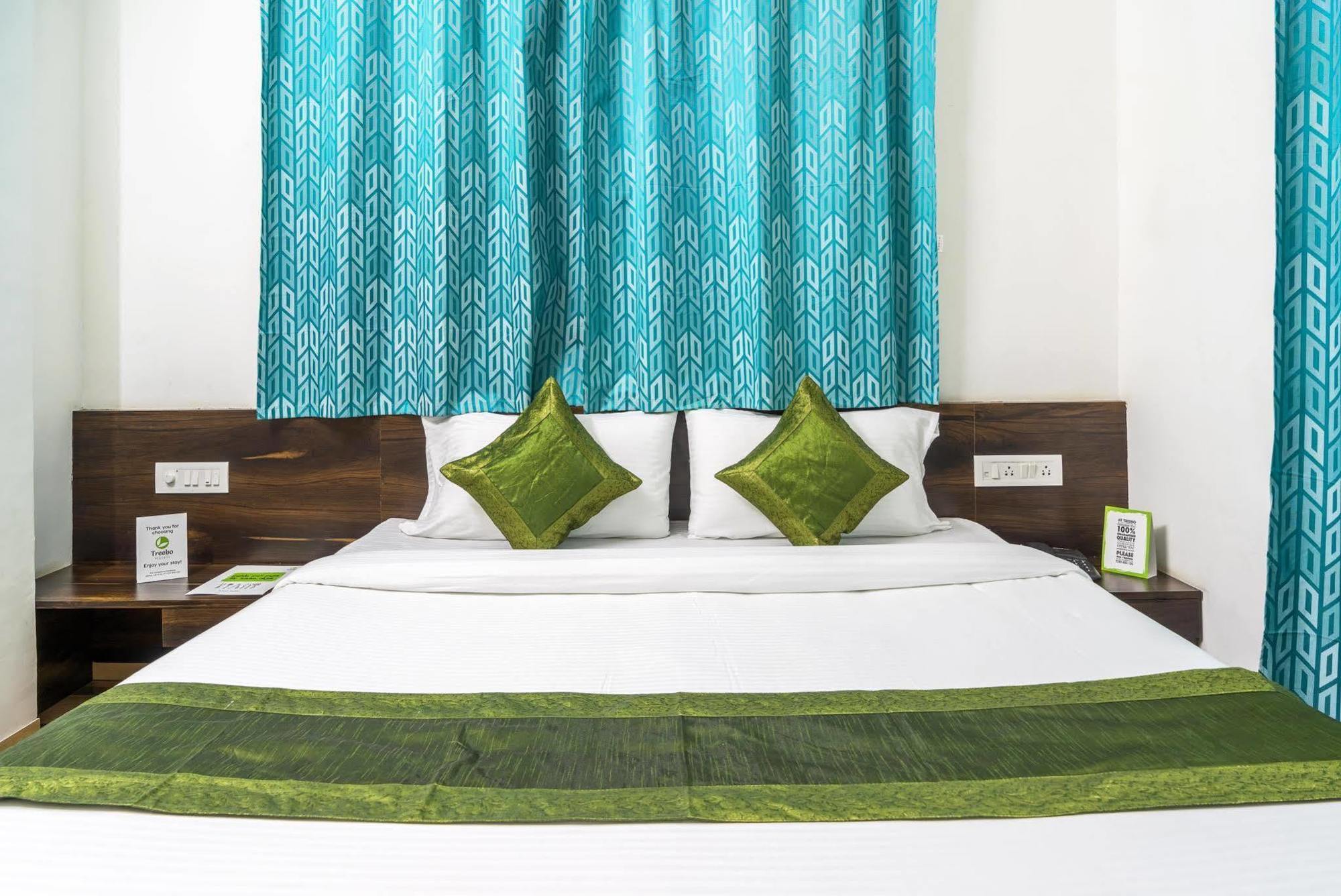 Fabhotel Pruthamesh Pride Nášik Exteriér fotografie